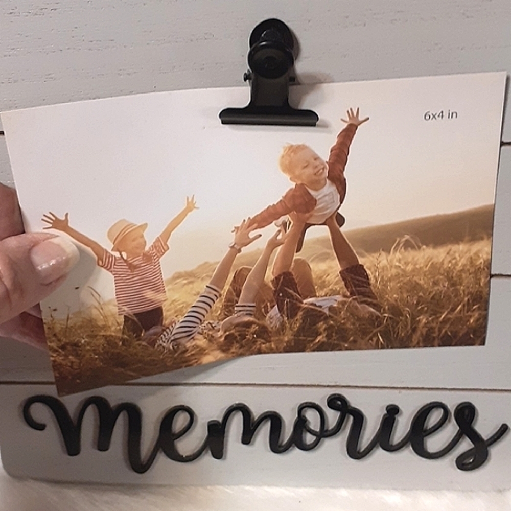 NWOT: Memories- Best Way to DISPLAY!
